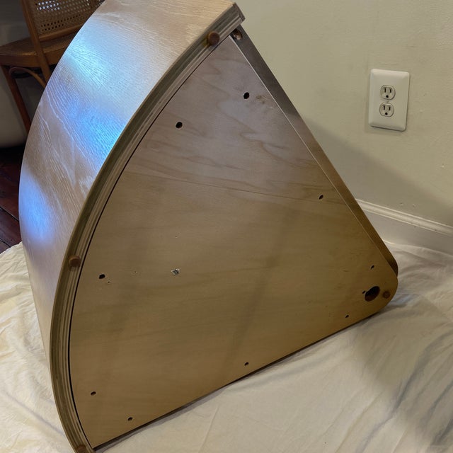 Century Side Table 1970s Attributed to Jay Spectre For Sale In Philadelphia - Image 6 of 7