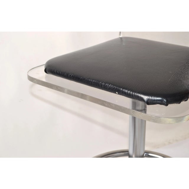 Chrome 1970s Sculptural Swivel Lucite Chrome Counter Stools with Black Vinyl Seats - a Pair For Sale - Image 8 of 13