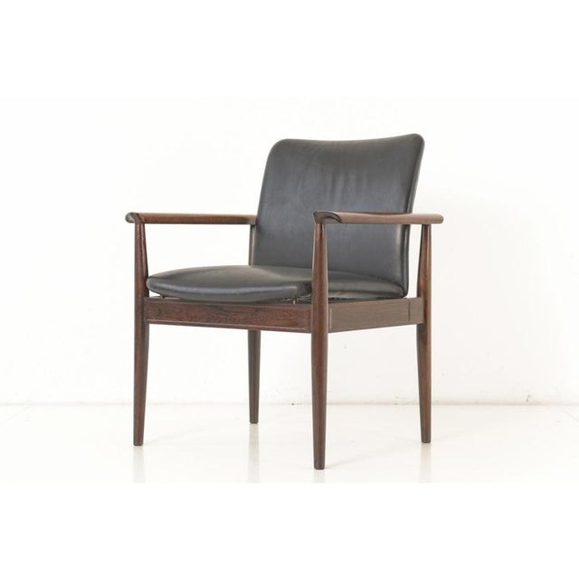 FD 901 Diplomat Chair in Rosewood by Finn Juhl, 1961 For Sale - Image 17 of 17