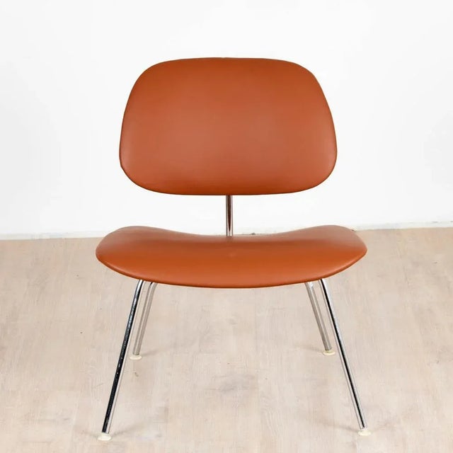 Leather Chair LCM from Ray and Charles Eames, 1960s, in Restored conditions. Designed 1960 to 1969 I have official proof...