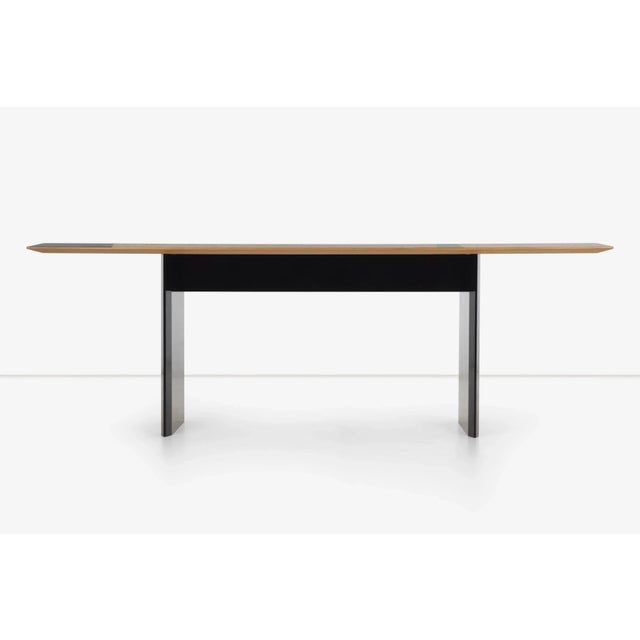 Giovanni Offredi for Saporiti Dining Table in Birdseye Maple, with marquetry abstract designs on the surface.