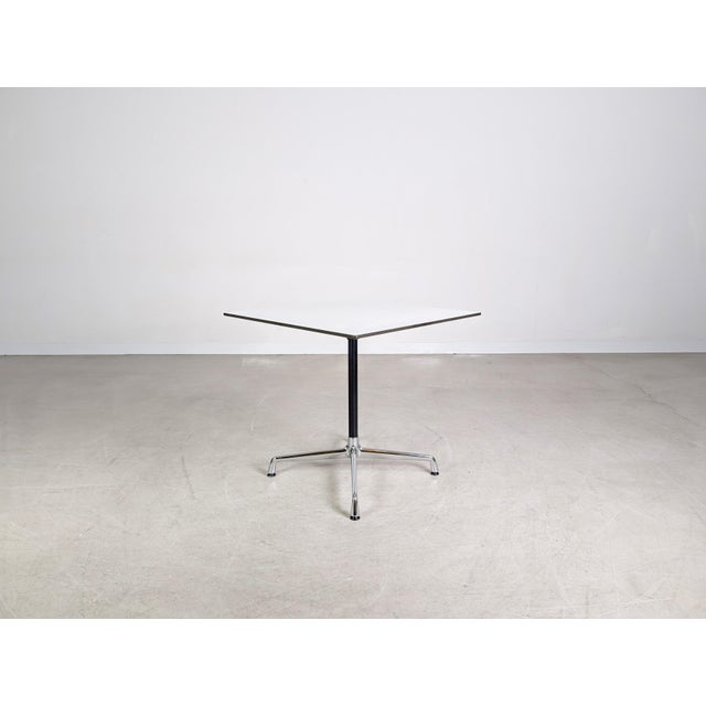 Vitra Segmented Table by Charles & Ray Eames for Vitra For Sale - Image 4 of 9