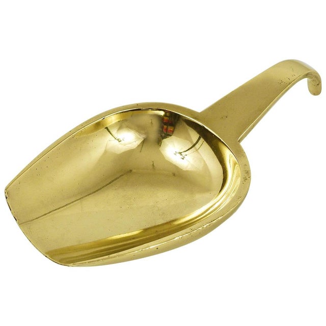 Mid-Century Brass Shovel Ashtray with Handle attributed to Carl Auböck, Austria, 1950s For Sale - Image 16 of 16