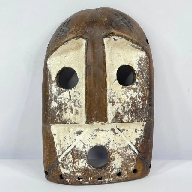 Early 20th Century Early 20th Century Kumu Painted Wooden Mask For Sale - Image 5 of 6