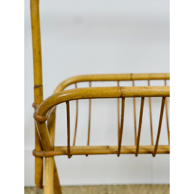 1960s Vintage Rattan Magazine Rack, 1960s For Sale - Image 5 of 11