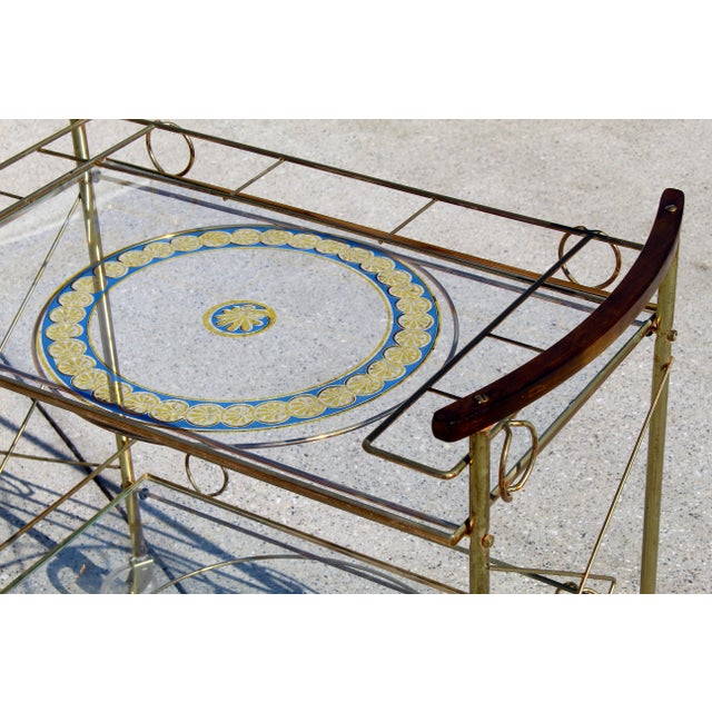 Mid-Century Modern Brass & Glass Bar Cart With Blue & Gold Medallion Top | Hollywood Regency For Sale - Image 10 of 18