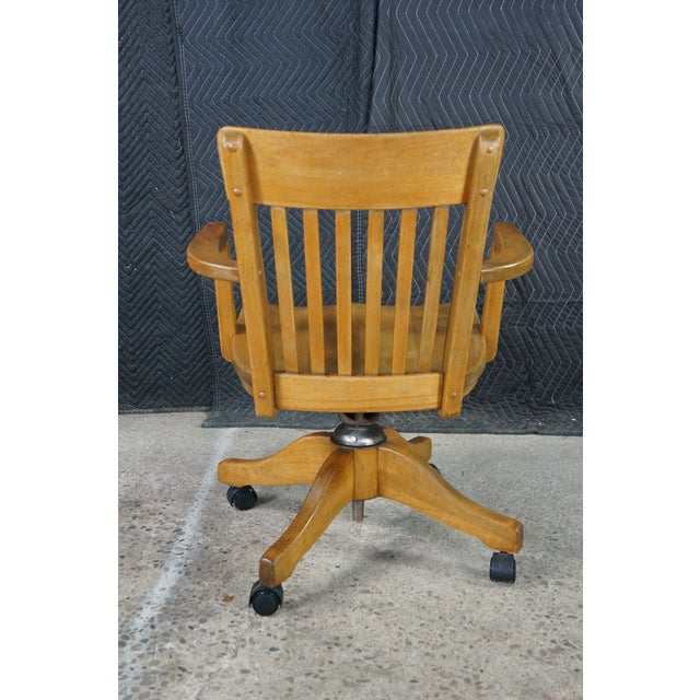 Antique 1920s Arts & Crafts Oak Bankers Desk Swivel Office Arm Chair For Sale - Image 13 of 18