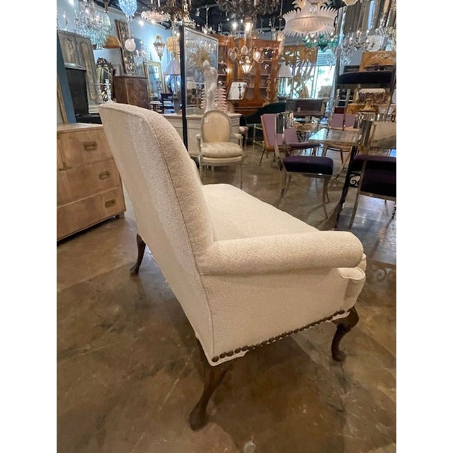 19th Century English Queen Anne Walnut Settee For Sale - Image 4 of 7