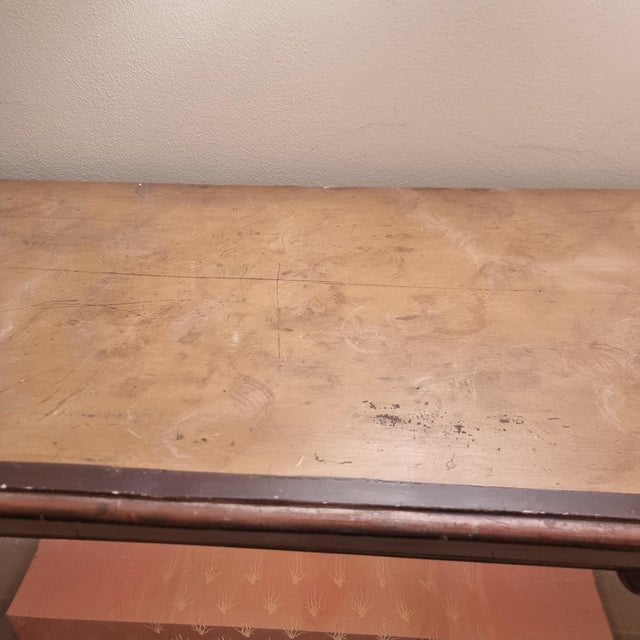 Piedmontese Display Cabinet in Ivory with Silver Mecca Frame, 1780 For Sale - Image 11 of 13