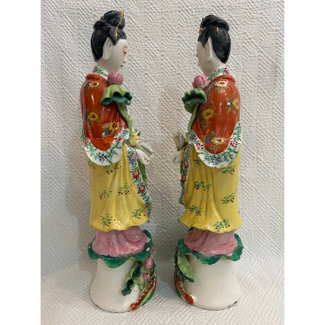 Early 20th Century Early to Mid 20th Century Chinoiserie Porcelain Guanyin (Kwan Yin ) 16” Statues Handpainted - a Pair For Sale - Image 5 of 12