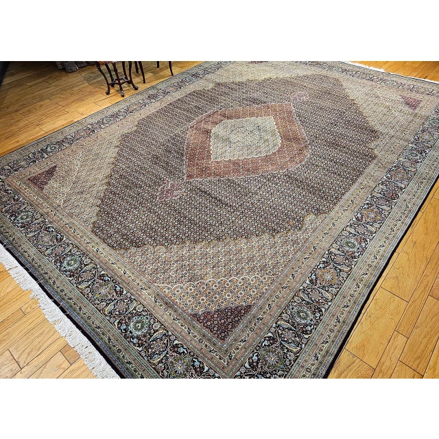 Early 20th Century Tabriz Mahi Rug For Sale - Image 9 of 18