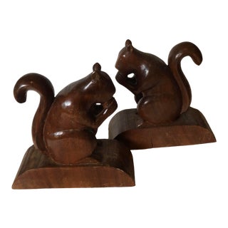Vintage Folk Art Carved Wood Squirrel With Nuts Bookends For Sale
