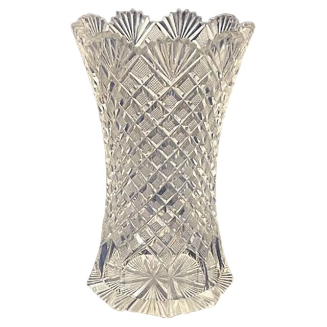 19th Century Dutch Crystal Vase with Pineapple Fan Cut For Sale