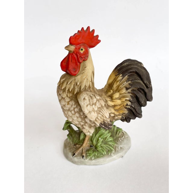 Traditional Vintage Homeco Rooster and Hen Porcelain Figurines - a Pair For Sale - Image 3 of 5