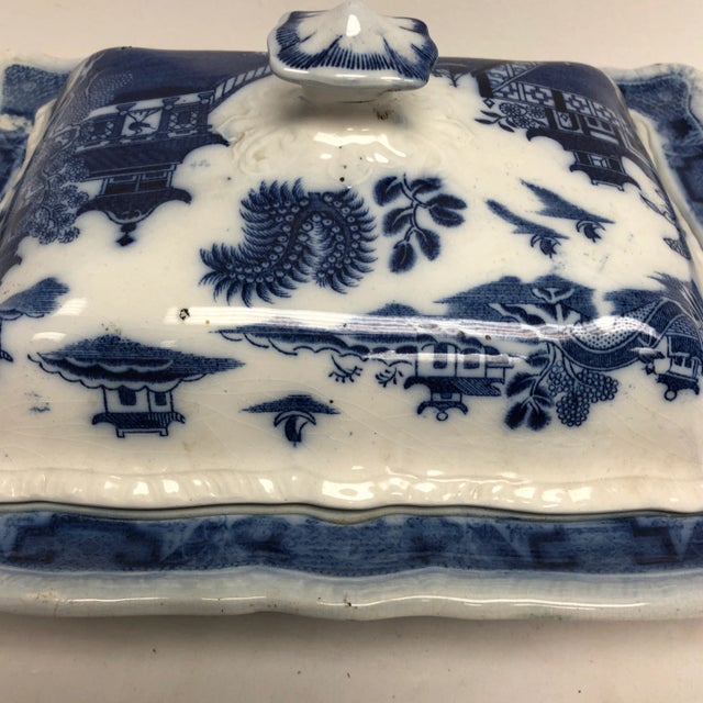 19th Century 19th Century English Blue & White Covered Vegetable Dish For Sale - Image 5 of 10