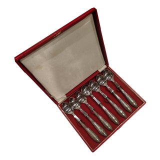 Teaspoons and Sugar Spoon in Silver, Set of 8 For Sale