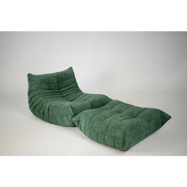 Set of Togo Lounge Chair and Pouf in Emerald Boucle Fabric by Michel Ducaroy for Ligne Roset, 1973 For Sale - Image 16 of 16