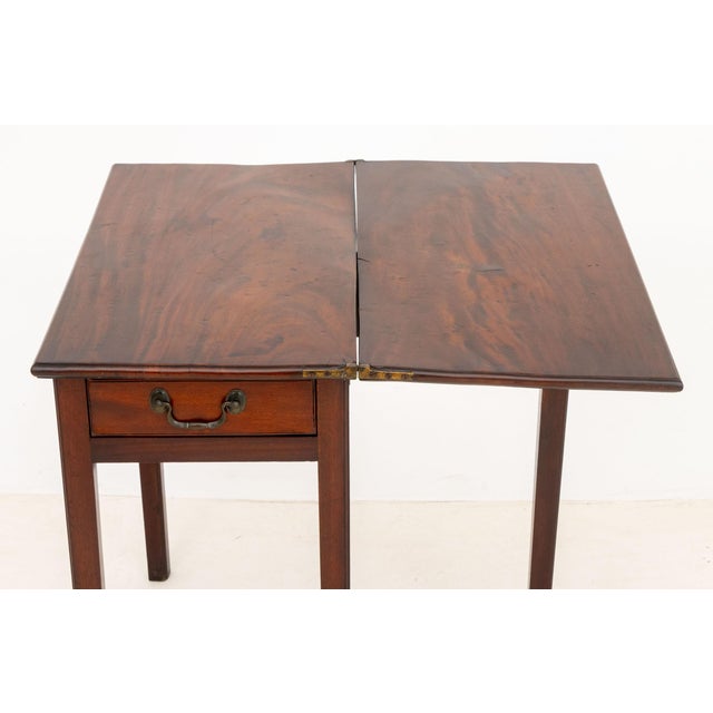 George III Mahogany Fold-Over Gate Leg Table For Sale In New York - Image 6 of 9