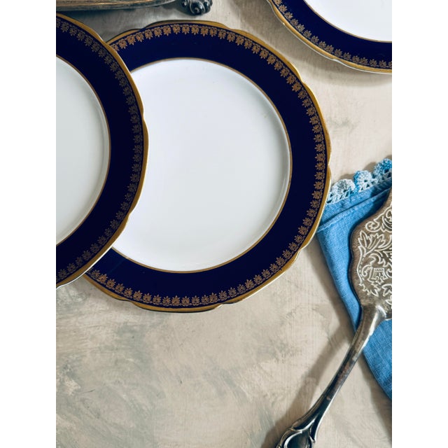 1960s Vintage Noritake Kokura Ware Cobalt Blue and Gold Rim 7.5 Inch Dessert Plates – Hand Painted Japan - Set of Seven (7) For Sale - Image 5 of 10