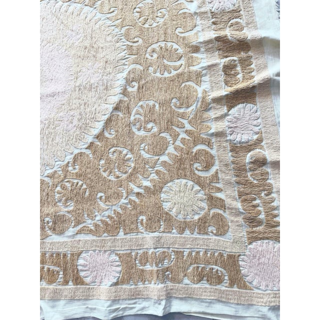 Mid-Century Modern Central Asian Suzani Tablecloth - Mid 20th Century Textile - 4'11'' X 5'1'' For Sale - Image 3 of 9
