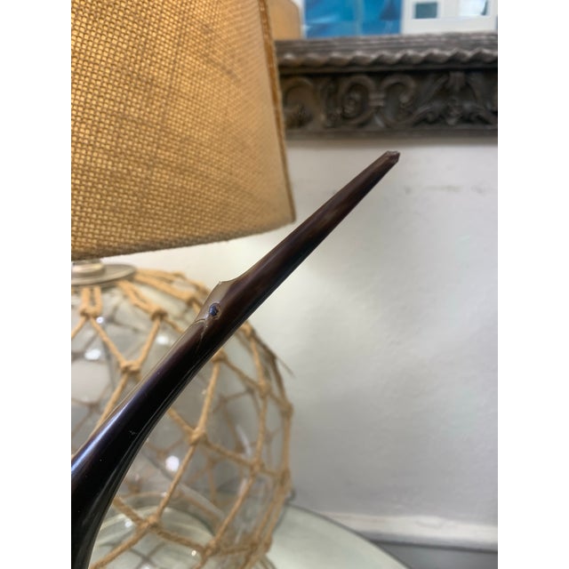 Cream Vintage Hand-Carved Steer Horn Bird Sculptures – Set of Two For Sale - Image 8 of 9