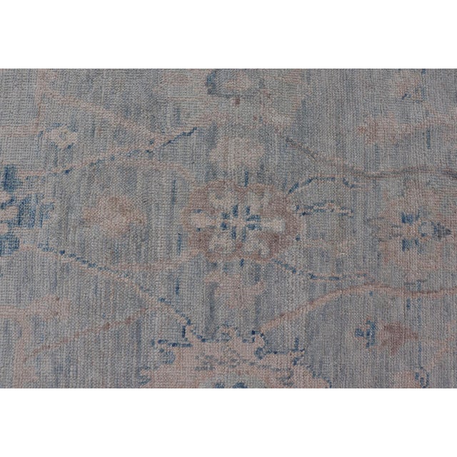 Modern Tribal Oushak With a Cream Border and Light Gray-Blue Background 4'0 X 6'2 For Sale - Image 4 of 12