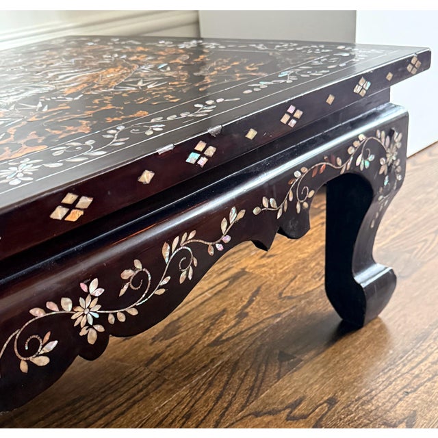 Musuem Quality Antique Korean Table with superb Inlay Joseon Dynasty For Sale In Atlanta - Image 6 of 18