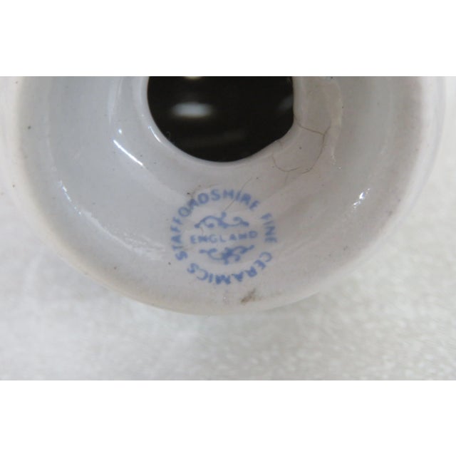 Staffordshire Ceramic Daisey Flowers Set of Salt and Pepper Shakers For Sale In Miami - Image 6 of 12