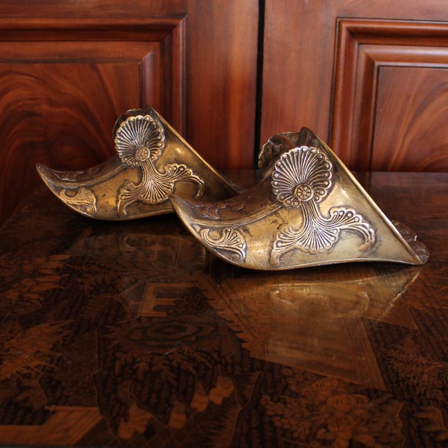 Brass Stirrups With Anthemion Ornament, 19th Century Spanish Colonial For Sale - Image 4 of 11