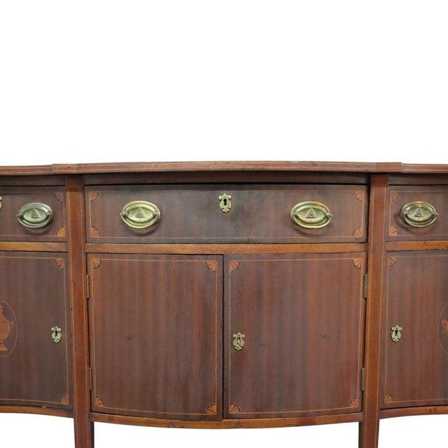 English Serpentine Hepplewhite Mahogany Banded & Inlaid Sideboard C1920 For Sale - Image 6 of 13