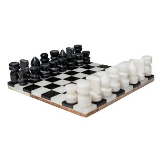 Vintage Black and White Marble Chessboard, Italy, 1960s, Set of 33 For Sale
