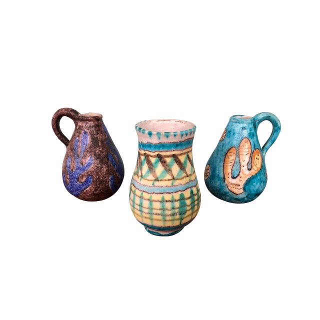 Italian Hand-Decorated Glazed Polychrome Terracotta Vases from La Vietrese, Set of 3 For Sale
