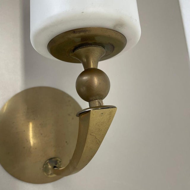 Large Modern Brass and Glass Theatre Wall Light, 1950s For Sale - Image 9 of 14