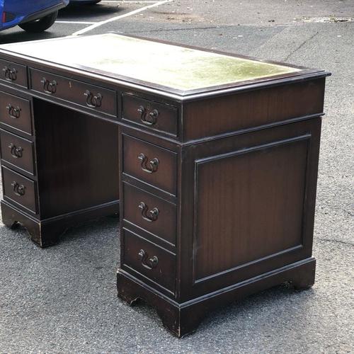 Pedestal Desk in Mahogany with Green Leather Top For Sale - Image 5 of 10