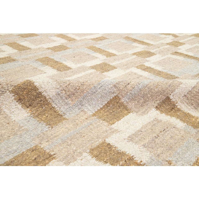 Modern Brown Dhurrie Wool Rug Handmade With Geometric Design For Sale - Image 10 of 10