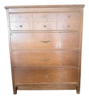 Italian Walnut Dresser in the Style of Luigi Saccardo for Gasparello, Circa 1950s