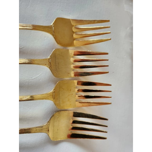 Barclay Butera 1960s Golden Barclay Geneve Flatware Set With Caddy- 105 Pieces For Sale - Image 4 of 6