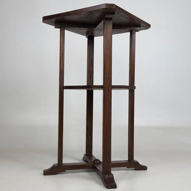 Antique Early 20th Century English Heals-Style Oak Side Table For Sale - Image 6 of 10