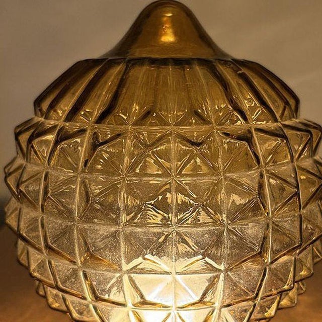 1970s Modern Mediterranean Style Hand Blown Glass Globe with Beveled Squares For Sale - Image 9 of 10