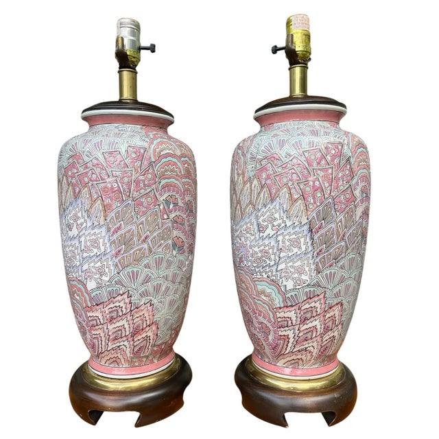 Chinoiserie Vintage Frederick Cooper Chicago Patterned Porcelain Table Lamps, Pair For Sale - Image 3 of 10