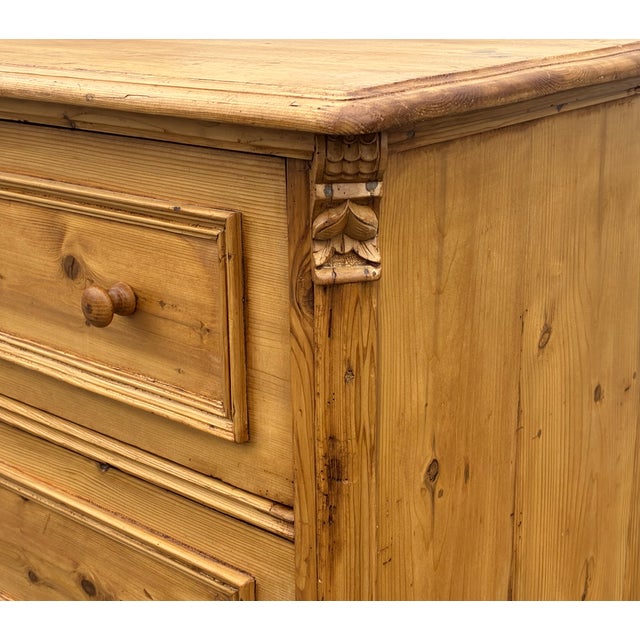 Pine Chest of Three Drawers For Sale In Baltimore - Image 6 of 18