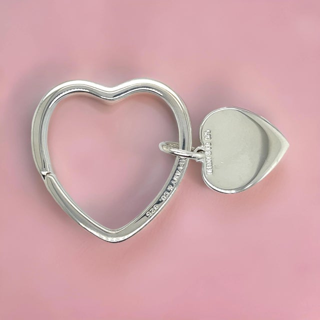 Tiffany and Co. 1990s Tiffany & Co Estate Heart Keychain Sterling Silver For Sale - Image 4 of 10