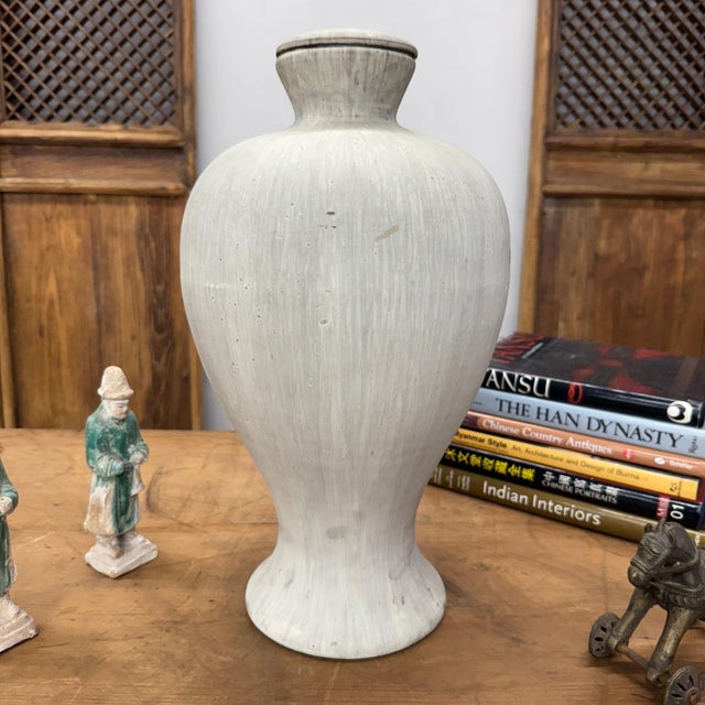 Ceramic Wide & Curved White-Grey Round Ceramic Lamp Base For Sale - Image 7 of 11