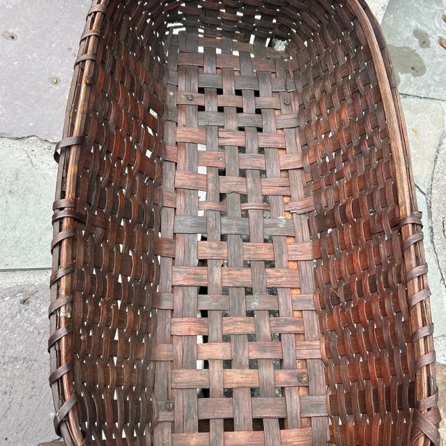 "Inscribed Federal Era C. 1811 Adirondack Woven Splint Baby Cradle Rocker — Hand-Carved 'Heidi 11' Provenance" For Sale - Image 4 of 12