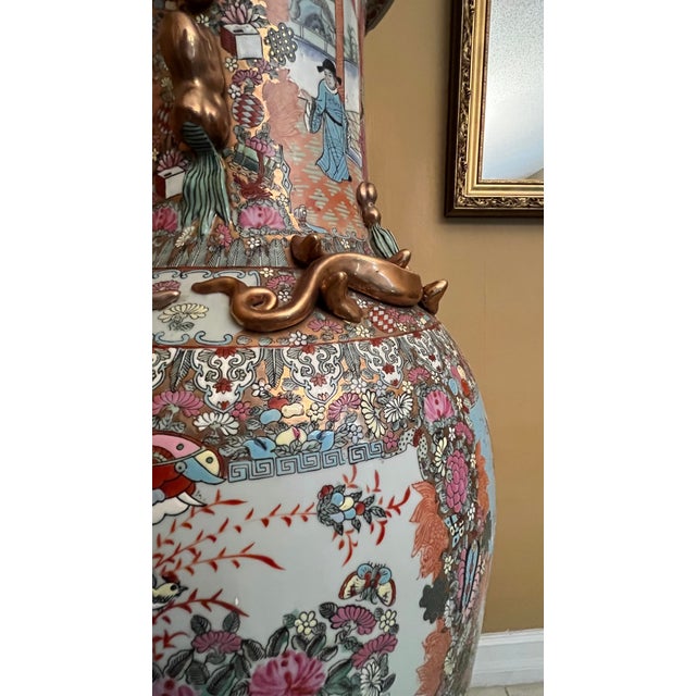 Late 20th Century Pair of 4.6 Ft 20th-Century Monumental Vintage Chinese Rose Medallion Porcelain Palace Floor Vase & Carved Stand For Sale - Image 5 of 14