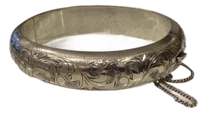Vintage Art Nouveau Style Hinged Bangle Bracelet in Sterling Silver