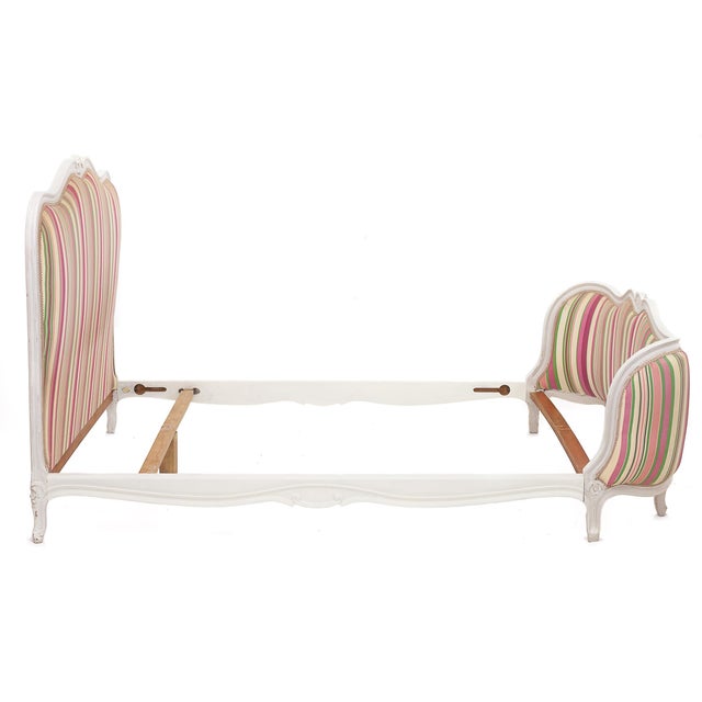 Vintage Basket Bed in Fabric and Oak, 1940s For Sale - Image 3 of 9