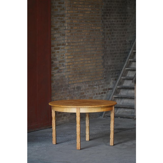 Mid-Century Modern Round Oak Dining Table with Three Extensions, 1960s For Sale - Image 4 of 18