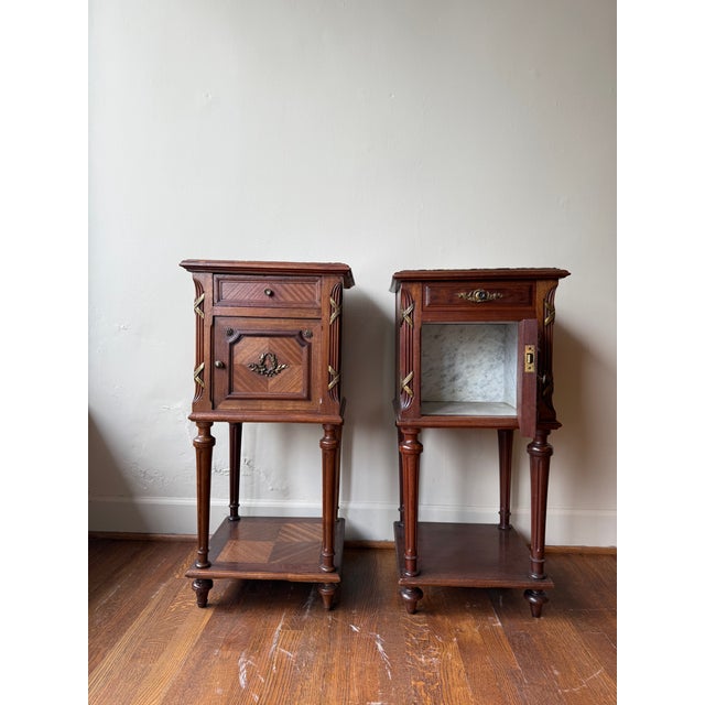 French Pair of 19th Century Mahogany Marble-Top Side Tables For Sale - Image 3 of 6