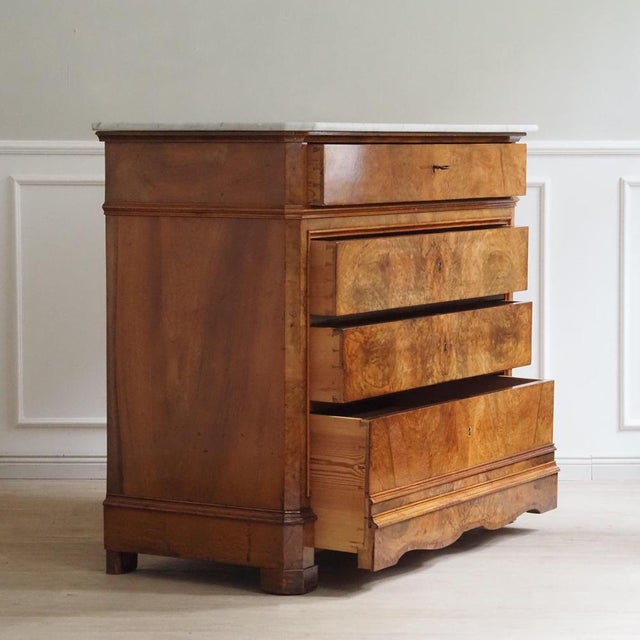 Antique French Walnut Chest of Drawers with White Marble Top, 1850, Louis-Philippe Style For Sale - Image 5 of 18